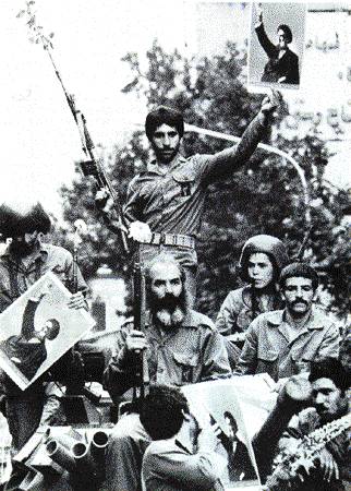 L�Iran dalla rivoluzione a Khomeini